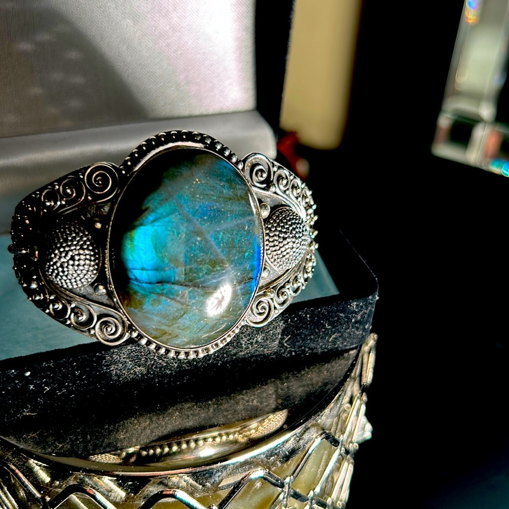 vintage sterling silver bali large beaded labradorite cuff bracelet size 7in